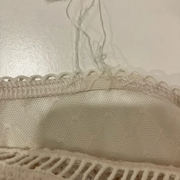 Victoria's Secret Floral Lace Bra and Panty Set - Cream - Picture 3 of 3